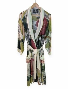 One Hundred Stars Royal Botanic Gardens Printed Robe Green & Pink